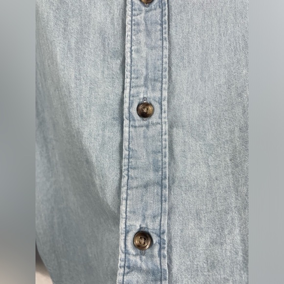 Tried & True Chambray Shirt Faherty - Picture 5 of 8